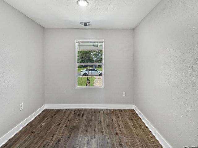 775 YUCCA ST, San Antonio, TX 78220