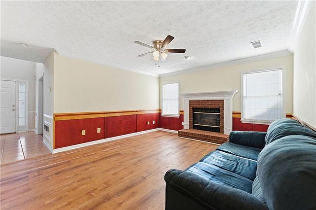 1180 Market Square Lane, Lawrenceville, GA 30044