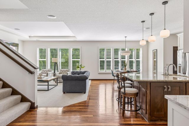 5 Deerwood Lane N, Plymouth, MN 55441