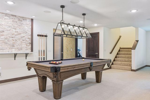 5 Deerwood Lane N, Plymouth, MN 55441
