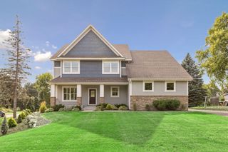 5 Deerwood Lane N, Plymouth, MN 55441