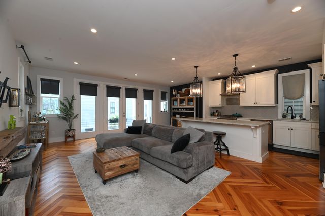 375 Huger Street Unit F, Charleston, SC 29403