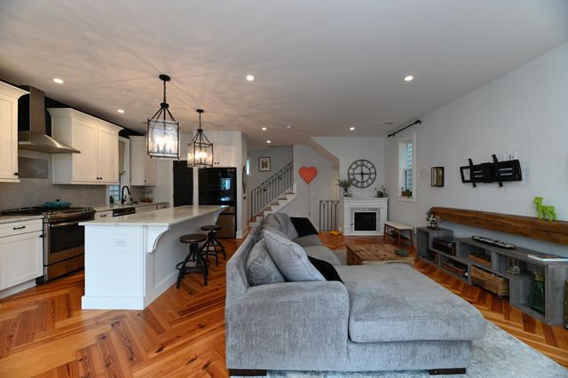 375 Huger Street Unit F, Charleston, SC 29403