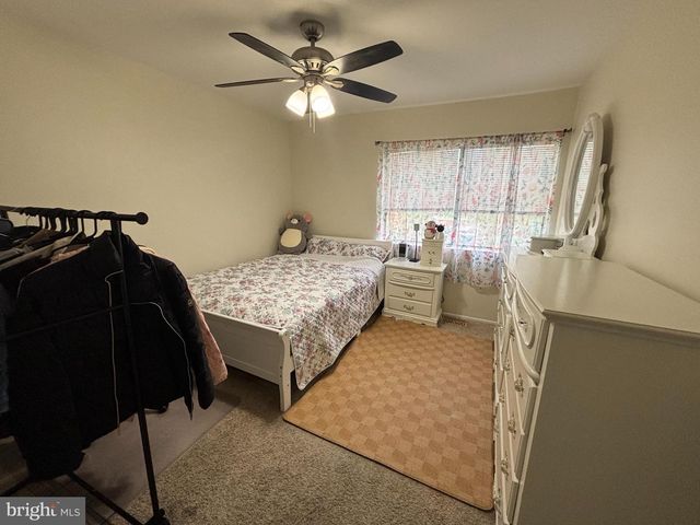 35 HARWOOD LN, Clementon, NJ 08021