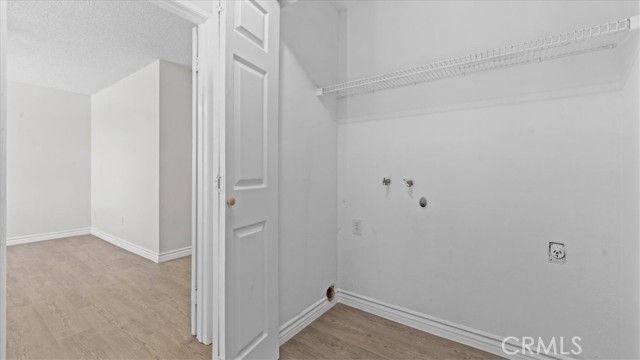 44460 15th Street 13, Lancaster, CA 93535