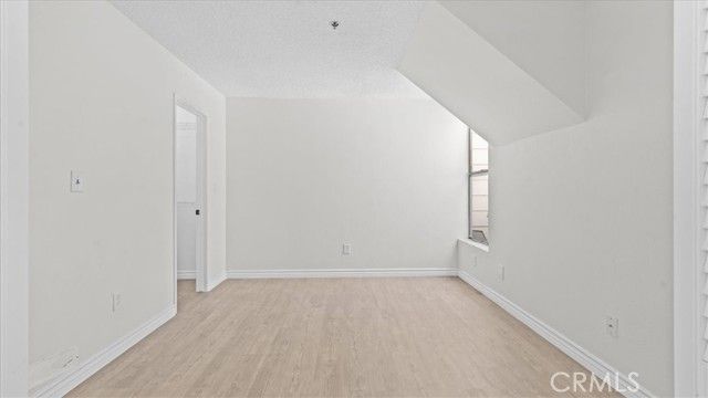 44460 15th Street 13, Lancaster, CA 93535