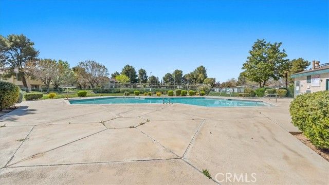 44460 15th Street 13, Lancaster, CA 93535