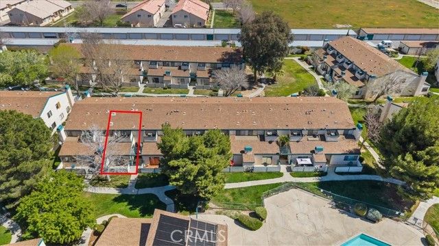 44460 15th Street 13, Lancaster, CA 93535