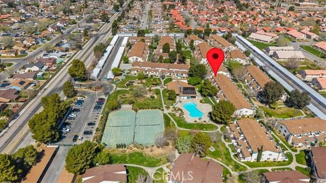 44460 15th Street 13, Lancaster, CA 93535