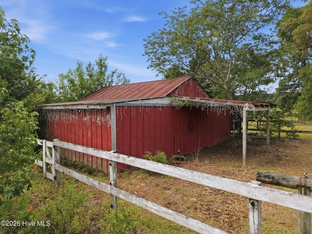 3148 Lewis Haddock Road, Grifton, NC 28530