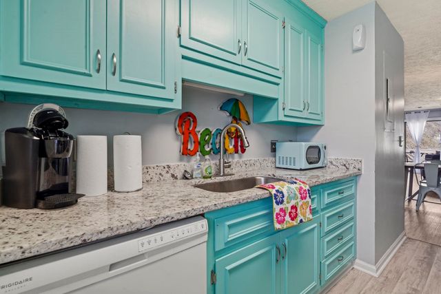 206 Maison Dr Apt Q304, Myrtle Beach, SC 29572