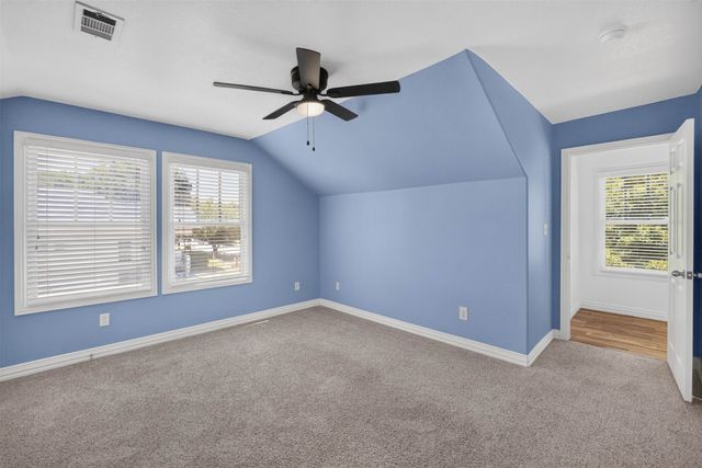 2205 College Avenue, Fort Worth, TX 76110