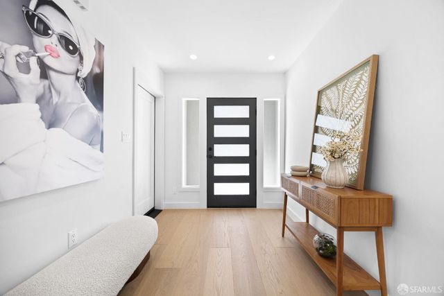 571 Gates Street, San Francisco, CA 94110