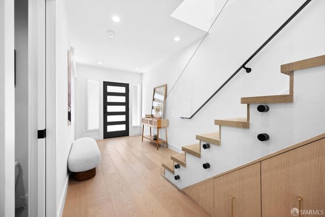 571 Gates Street, San Francisco, CA 94110