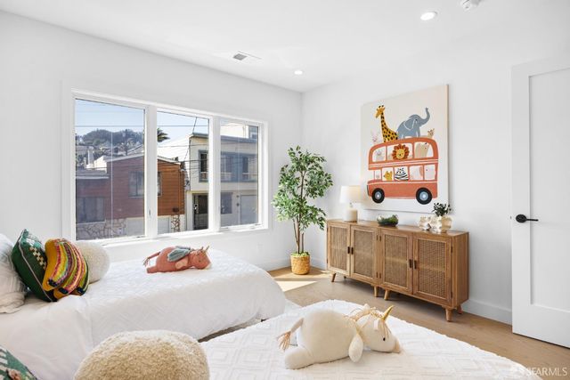 571 Gates Street, San Francisco, CA 94110