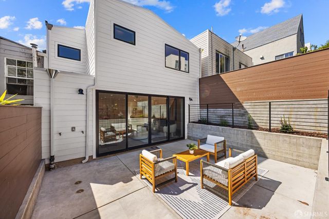 571 Gates Street, San Francisco, CA 94110