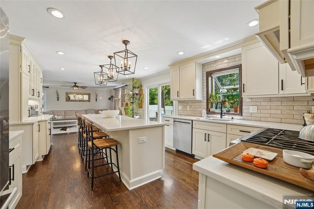 33 Frederick Drive, West Milford, NJ 07480