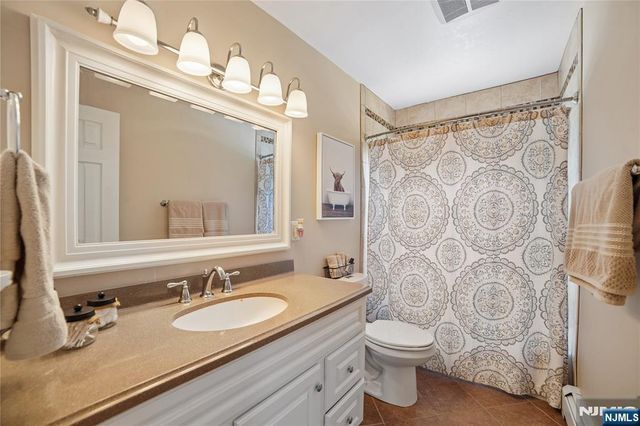 33 Frederick Drive, West Milford, NJ 07480