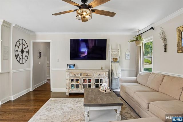 33 Frederick Drive, West Milford, NJ 07480