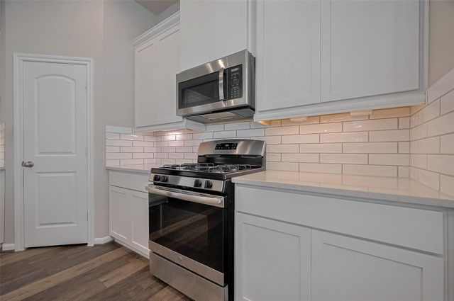 363 Biltmore Loop, Montgomery, TX 77316