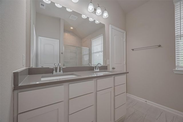 363 Biltmore Loop, Montgomery, TX 77316