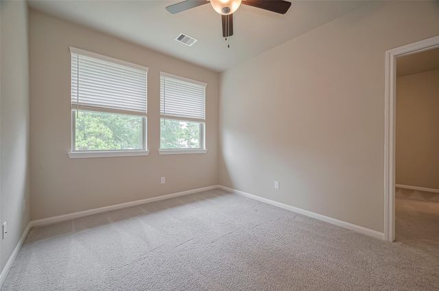 363 Biltmore Loop, Montgomery, TX 77316