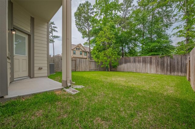363 Biltmore Loop, Montgomery, TX 77316