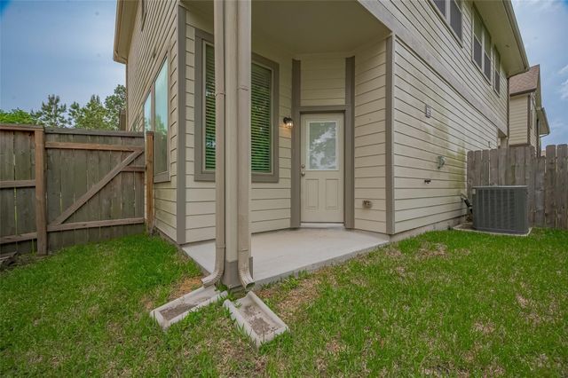 363 Biltmore Loop, Montgomery, TX 77316