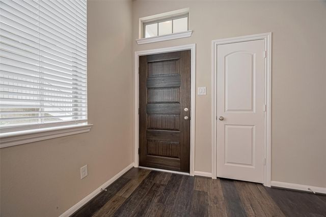 363 Biltmore Loop, Montgomery, TX 77316