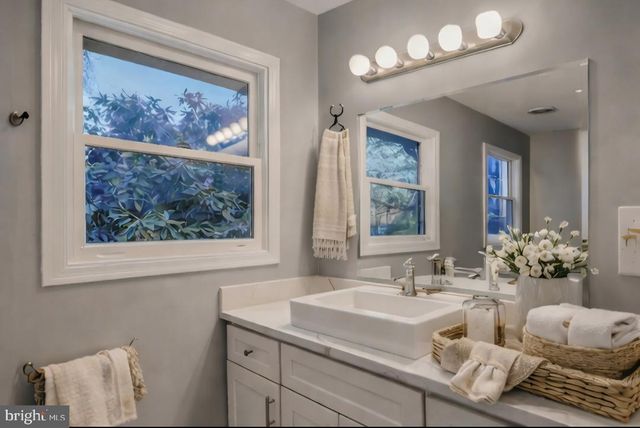 1394 ROSEBAY CT, Annapolis, MD 21409