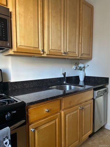 90 BRYANT Avenue Croydon-2.C, White Plains, NY 10605