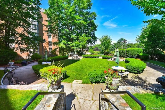 90 BRYANT Avenue Croydon-2.C, White Plains, NY 10605