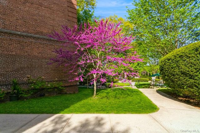 90 BRYANT Avenue Croydon-2.C, White Plains, NY 10605