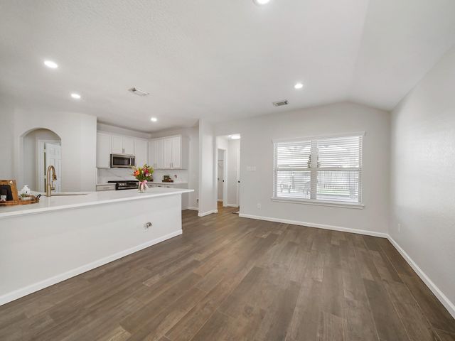 3301 Clover Hill Lane, Texas City, TX 77591