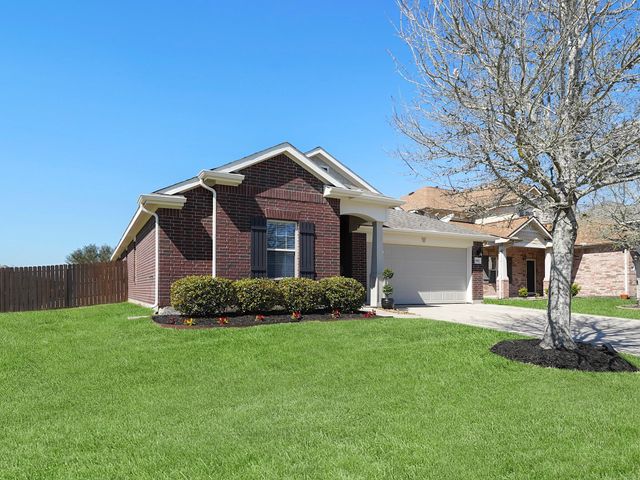 3301 Clover Hill Lane, Texas City, TX 77591