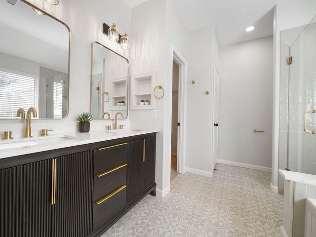 3301 Clover Hill Lane, Texas City, TX 77591