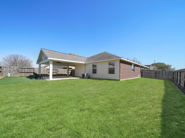 3301 Clover Hill Lane, Texas City, TX 77591