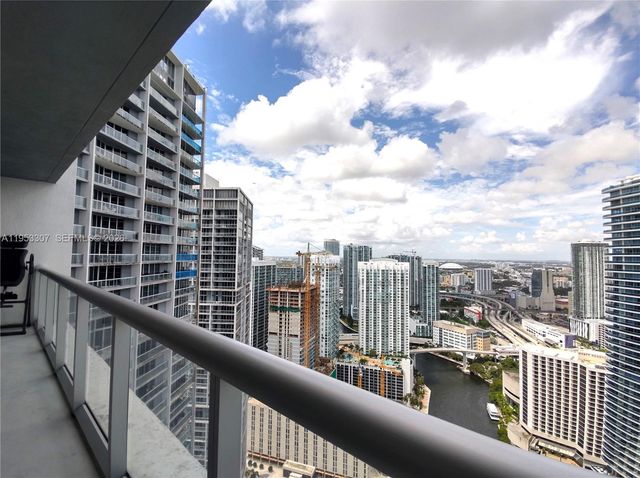 465 Brickell Ave 4402, Miami, FL 33131