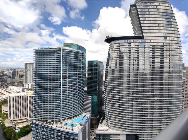 465 Brickell Ave 4402, Miami, FL 33131