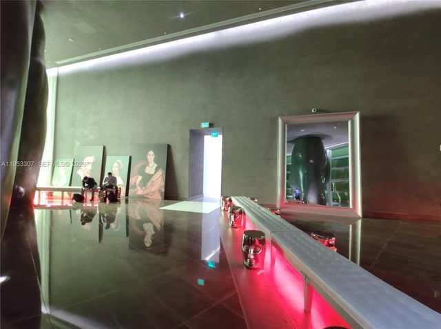 465 Brickell Ave 4402, Miami, FL 33131