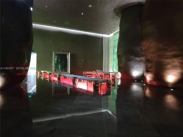 465 Brickell Ave 4402, Miami, FL 33131