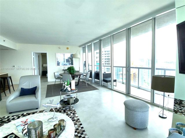 465 Brickell Ave 4402, Miami, FL 33131