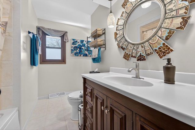 3445 E Elmwood DRIVE, Elmwood Park, WI 53405