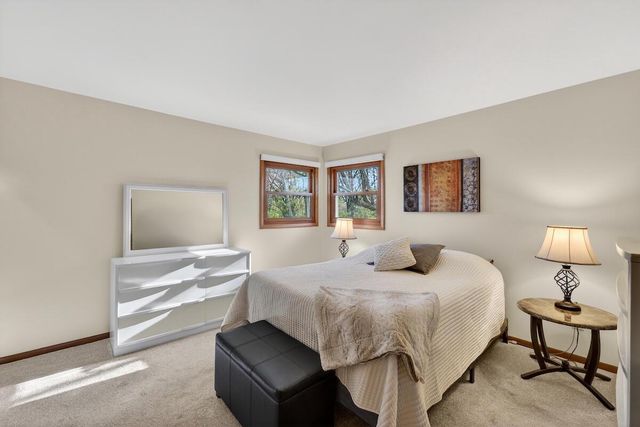 3445 E Elmwood DRIVE, Elmwood Park, WI 53405