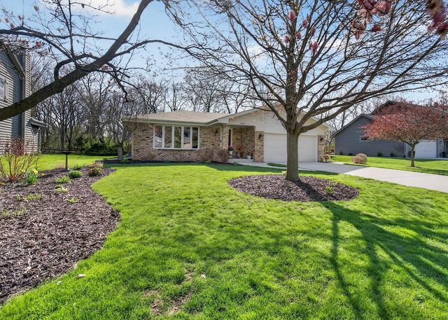 3445 E Elmwood DRIVE, Elmwood Park, WI 53405