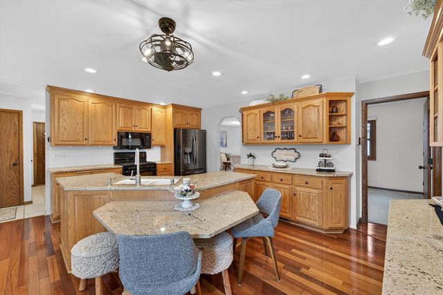 3445 E Elmwood DRIVE, Elmwood Park, WI 53405