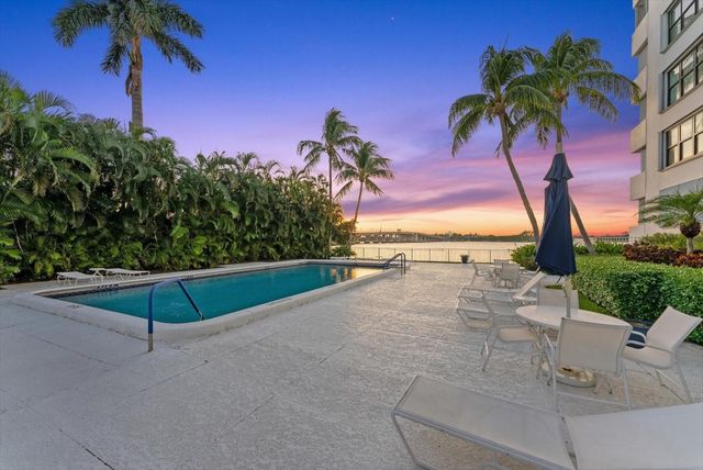 2860 S Ocean Boulevard 601, Palm Beach, FL 33480