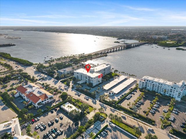 2860 S Ocean Boulevard 601, Palm Beach, FL 33480