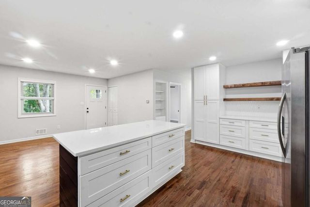 26 Vanguard Circle SW, Marietta, GA 30060