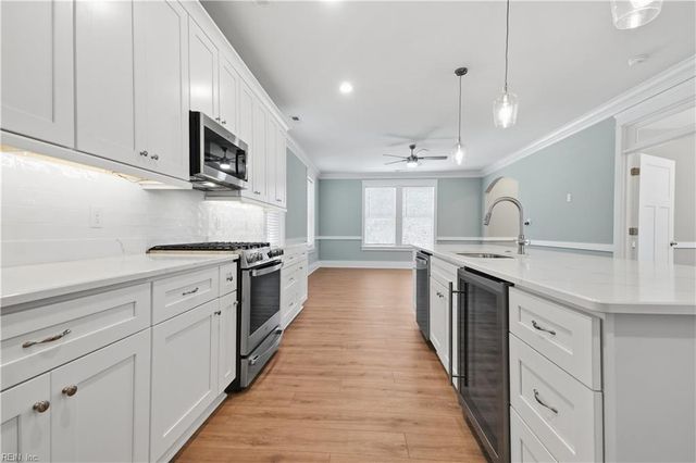 859 Little Bay AVE, Norfolk, VA 23503